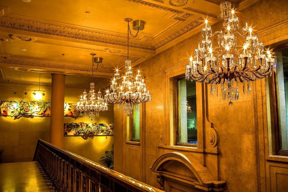 One King West Hotel And Residence