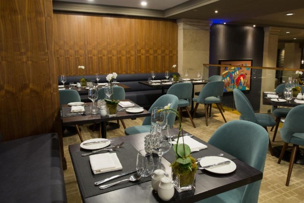 One King West Hotel And Residence image 15