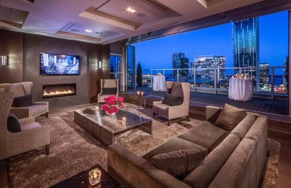 One King West Hotel And Residence image 17