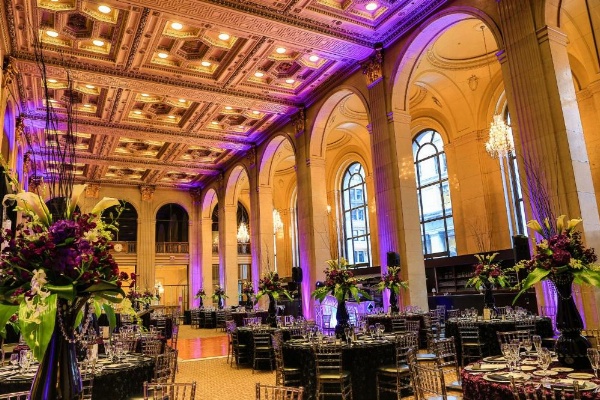 One King West Hotel And Residence image 9